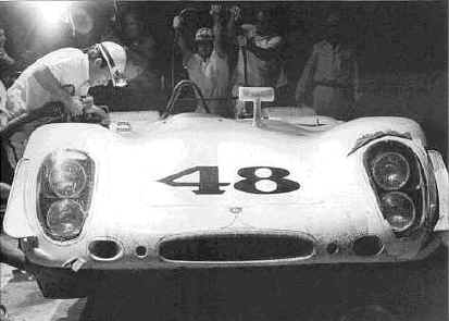 mcqueen_revson_night_pit.jpg (17709 bytes)